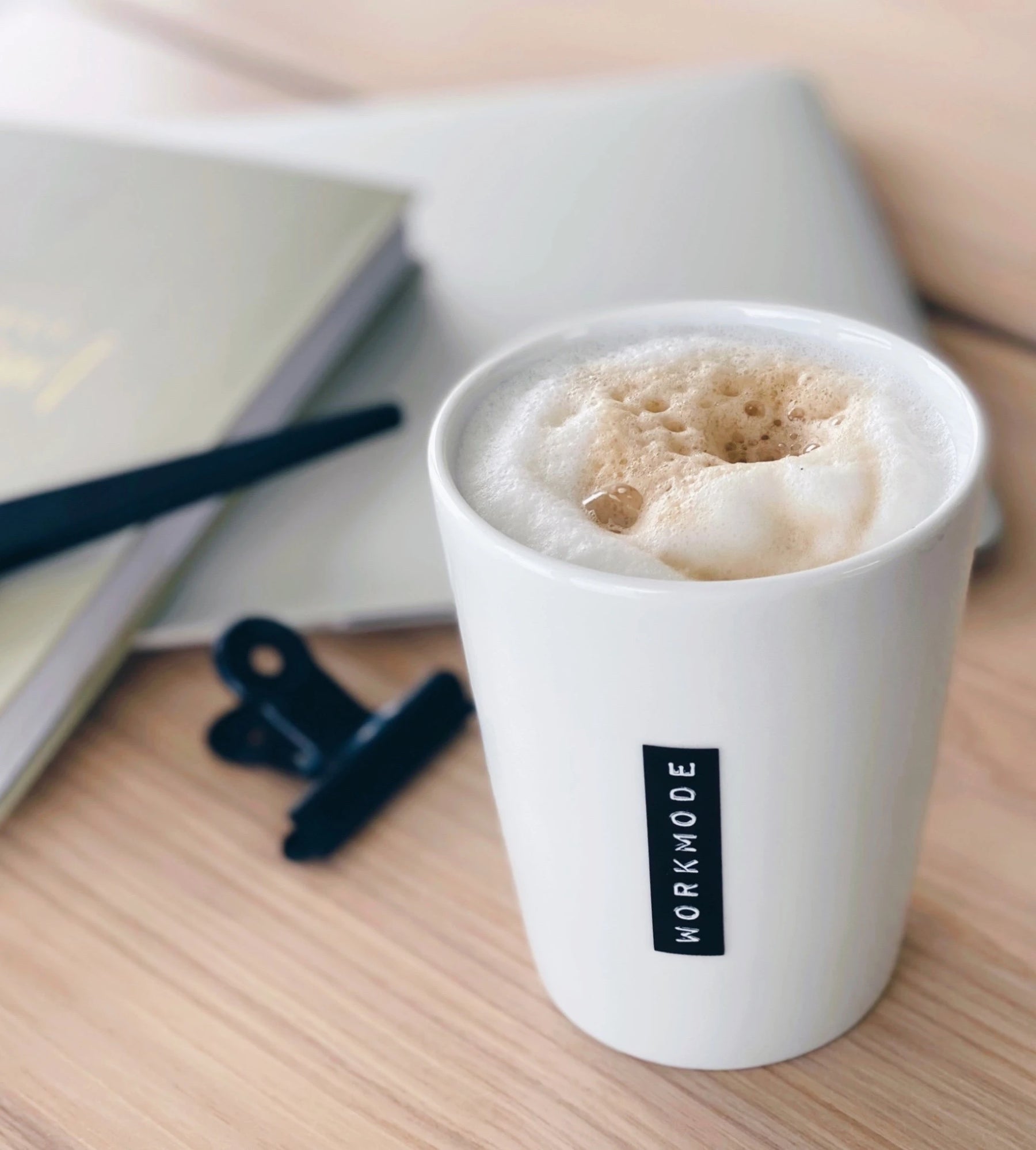 Becher Labelwrite Workmode schwarz I gold