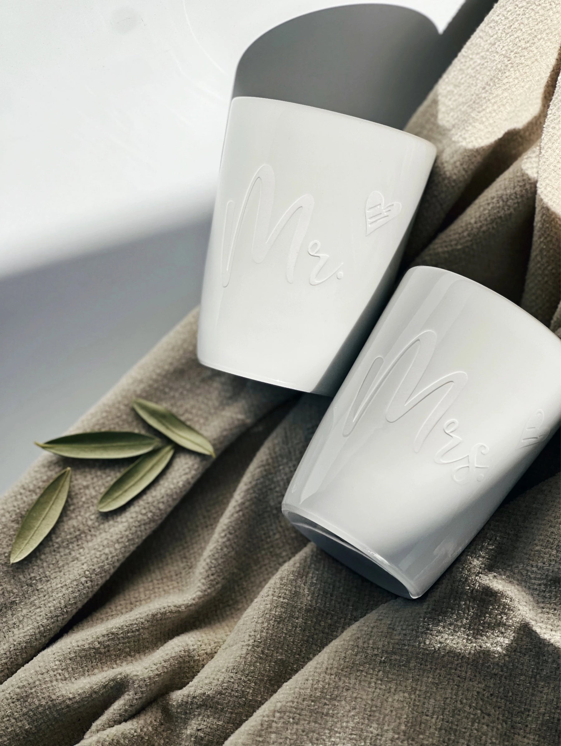 Becher handmade Mrs & Mr Gravur